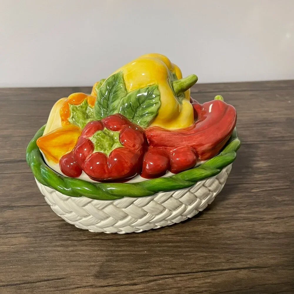 Fitz and Floyd Essentials Pepper Gourmet Ceramic Covered Dish Basket Trinket